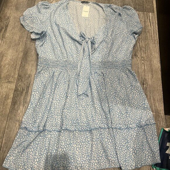 NWT Simplee Plus Size 4XL Light Blue Floral Flowy Womens Dress - Picture 1 of 5